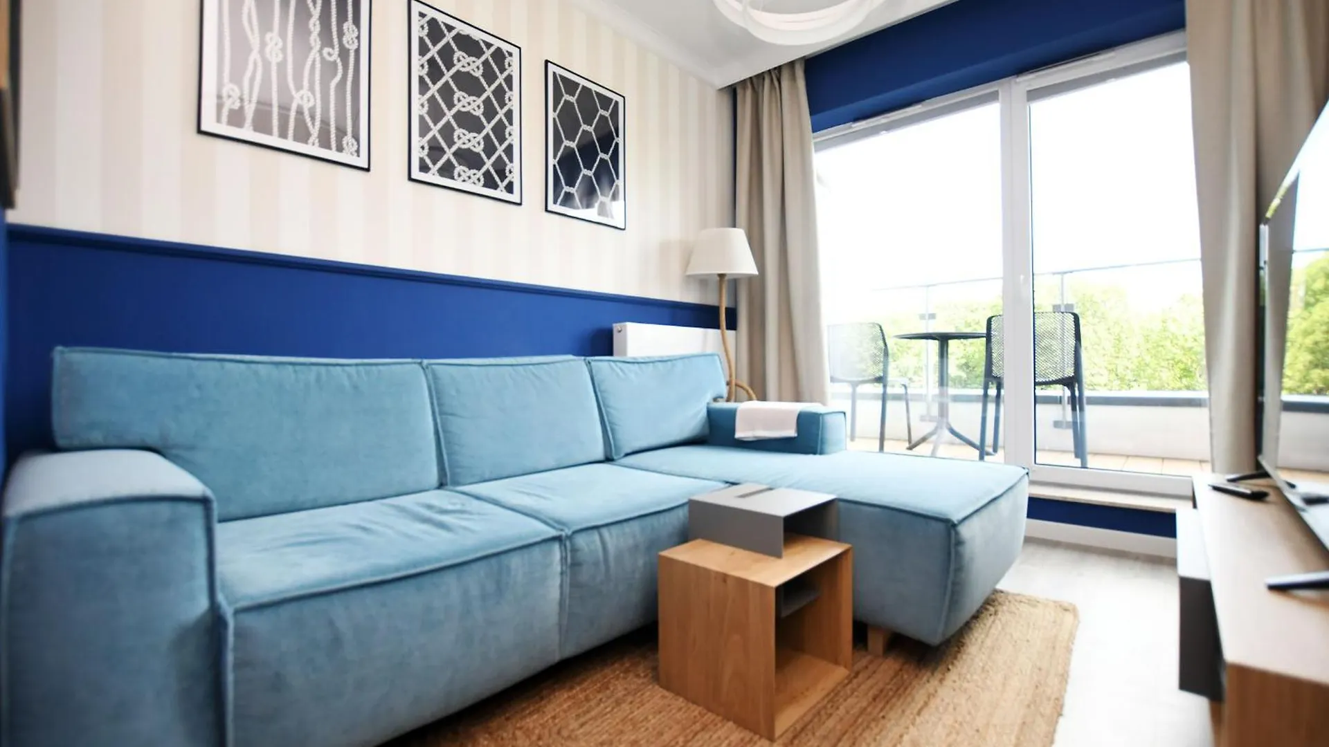 Apartment Nadmorskie Tarasy Z Basenami - Kolobrzeg Navigator