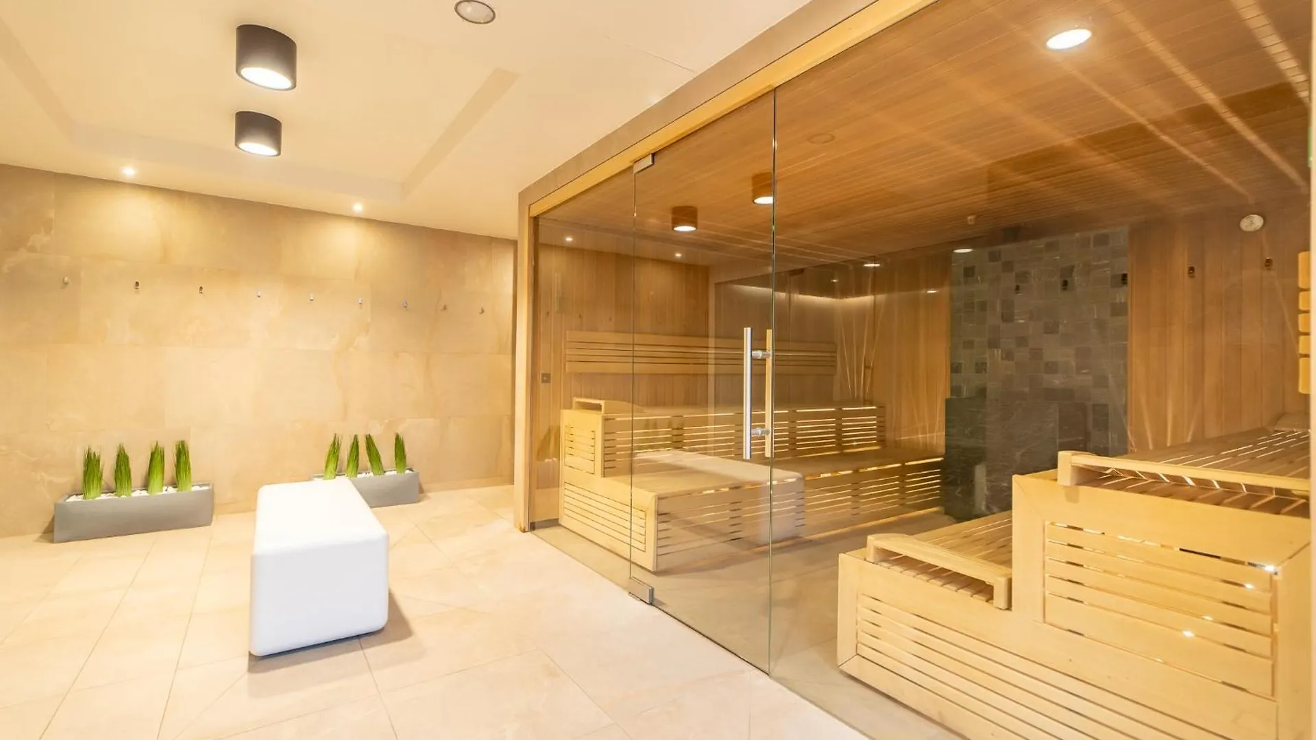 Apartment Nadmorskie Tarasy Z Basenami - Kolobrzeg Navigator