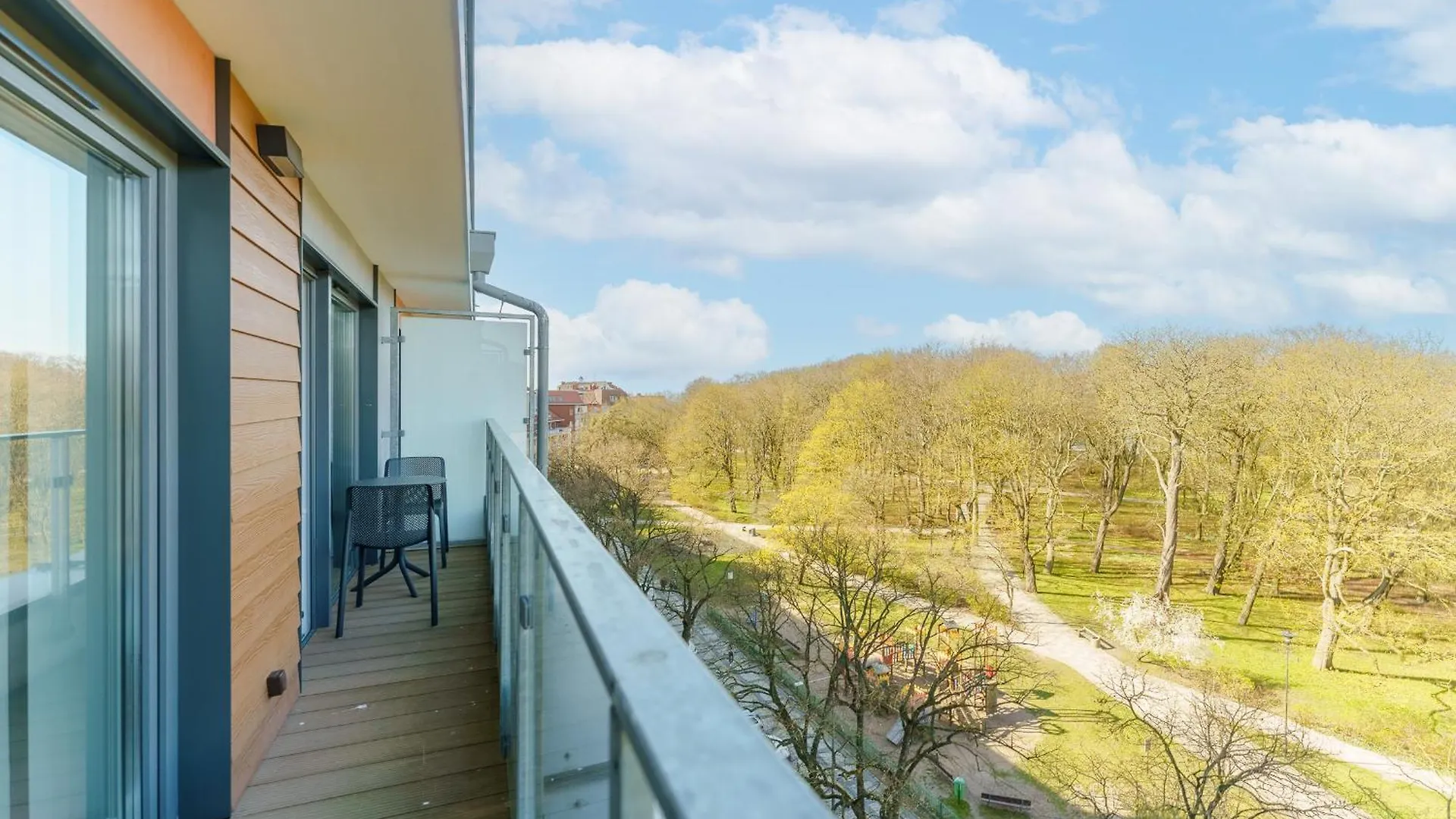 Apartment Nadmorskie Tarasy Z Basenami - Kolobrzeg Navigator
